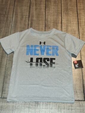 NWT Under Armour Grey Tee with Blue 'NEVER' and Black 'LOSE' Print